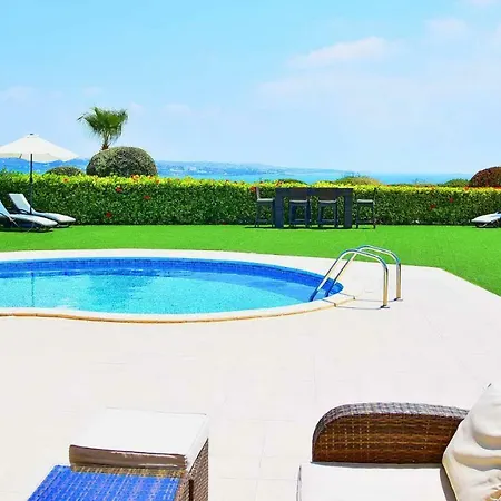 Marina Beach Villa *